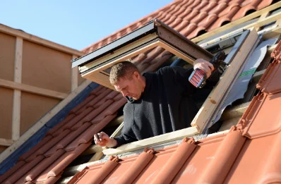 Pose de fenêtres de toit Velux à Lesperon